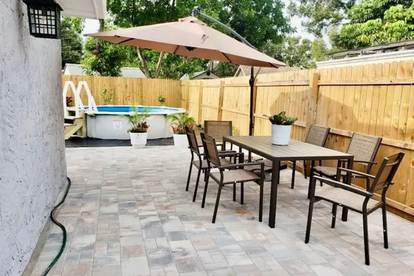 Photo 1 - New Fresh House in Seminole Close to Beach