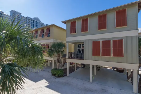 Photo 1 - Bottlenose Beach House