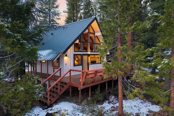 Photo 1 - Peaceful Tahoe Retreat 5mins to Lake Cozy Modern Cabin