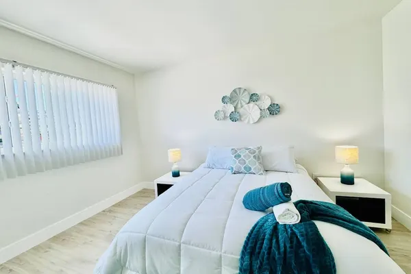 Photo 1 - Waterfront 1BR Parking Walk to the Beach