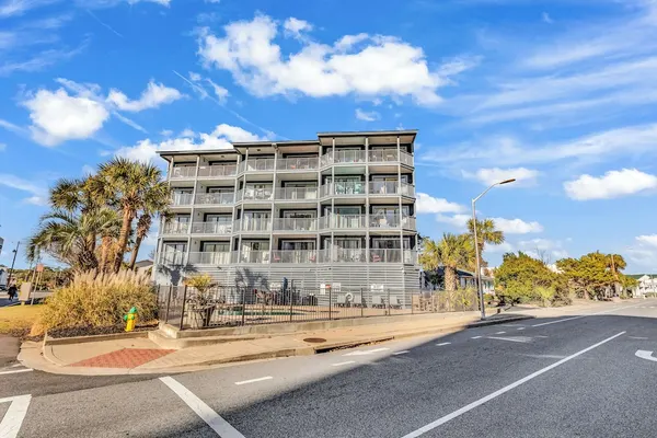 Photo 1 - Bluewater Resort V408A