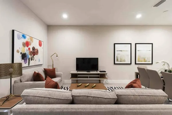 Photo 1 - Stylish 4bed Townhome at Summerville Near Disney