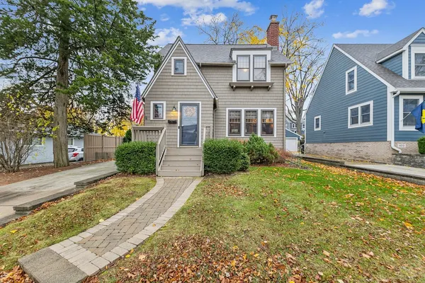 Photo 1 - Charming Ann Arbor Retreat Near Dt & Attractions 3 Bedroom Home