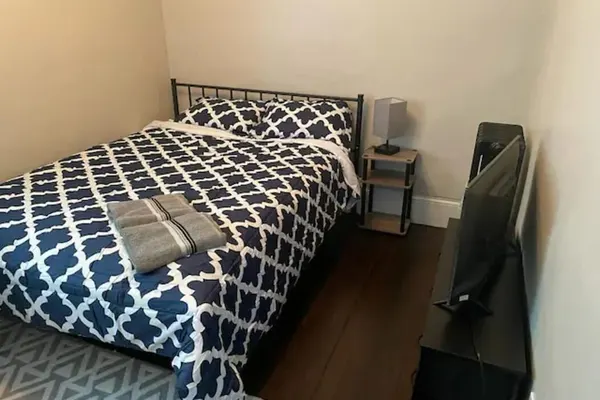 Photo 1 - Homestay In Fields Corner Area Boston