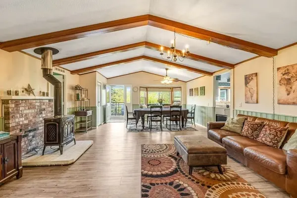 Photo 1 - Deer Harbor Cottages