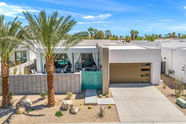 Photo 1 - 3BD Each With Ensuite - Private Pool - Resort Amenities