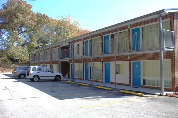 Photo 1 - Volunteer Inn at Church Hill