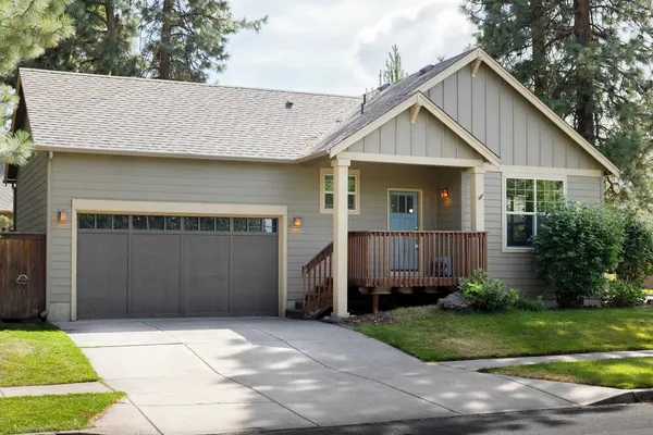 Photo 1 - Charming Bend Sanctuary for 6!