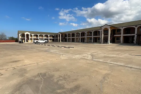 Photo 1 - Executive inn & Suites