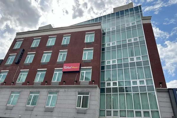 Photo 1 - Red Roof PLUS+ Brooklyn - Flatbush Ave
