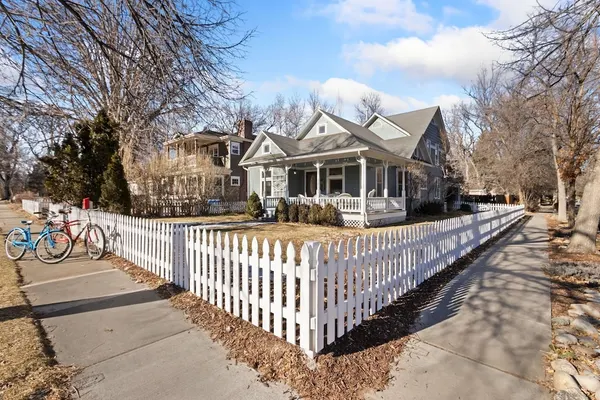 Photo 1 - City Park Charm - Vintage Home w/ Modern Comforts