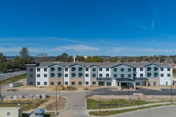 Photo 1 - Cambria Hotel Templeton - Paso Robles