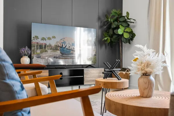 Photo 1 - Amazing 4 Bedrooms Home With Pool Close to Disney