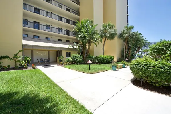 Photo 1 - Windward Point #507