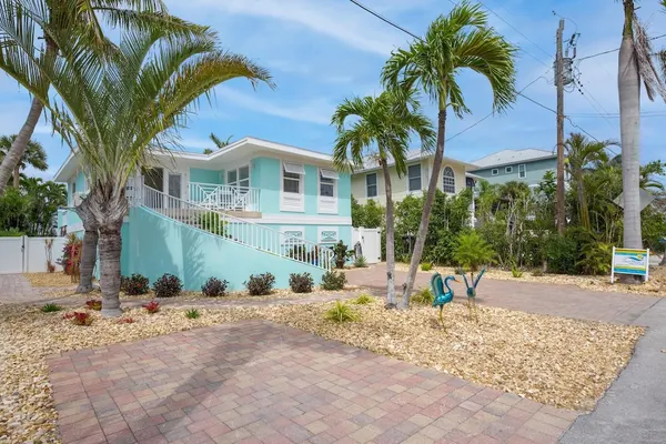 Photo 1 - Marilyn's Beach House