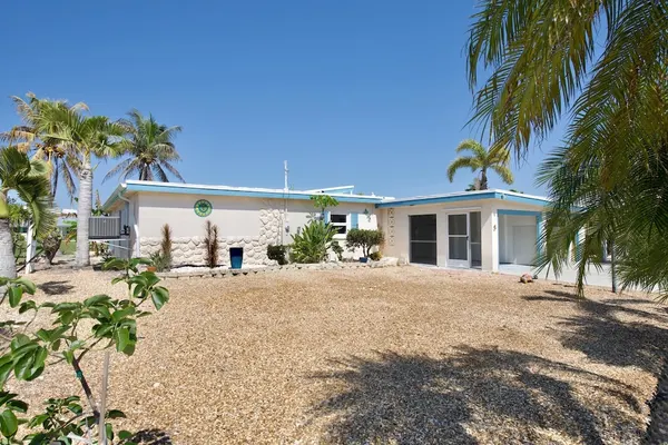 Photo 1 - Aqua Oasis