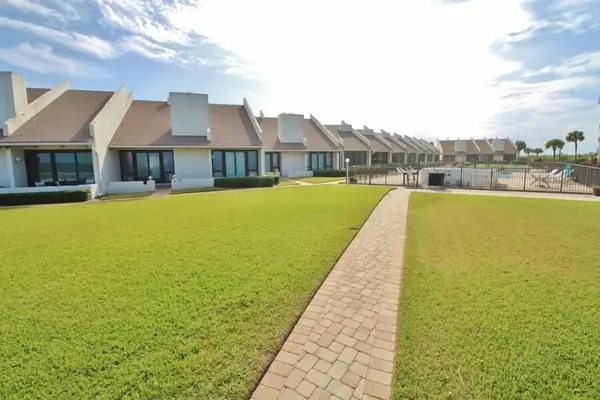 Photo 1 - Sea Winds Condominiums I