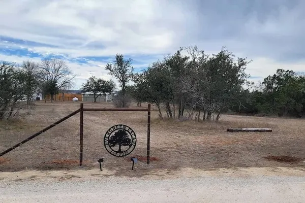 Photo 1 - Evergreen Escape W/hot-tub 5 Min to Downtown!