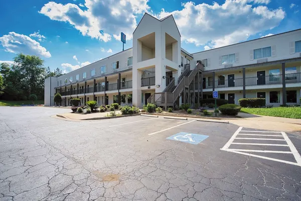 Photo 1 - Studio 6 Augusta, Ga