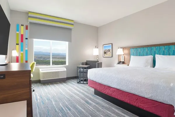 Photo 1 - Hampton Inn By Hilton Santa Clarita-Valencia