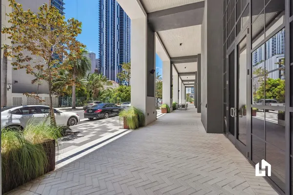 Photo 1 - Stylish Apartments with Partial Ocean Views in Downtown