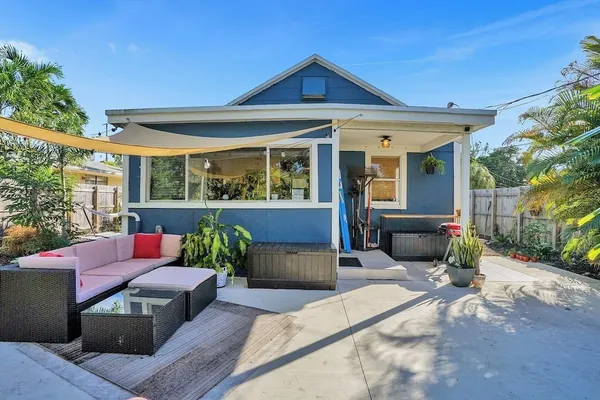 Photo 1 - Zen 2br, 7 Min From Beach & Airport, Save Now!