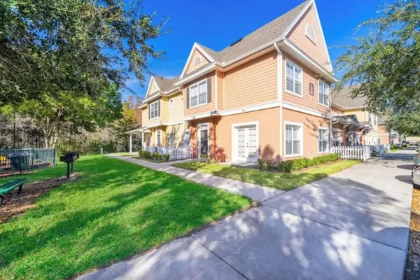 Photo 1 - 3BR Condo w/ BBQ & Heated Pool Near Disney & Malls