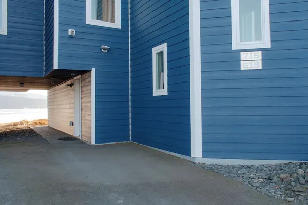 Photo 1 - Lakeshore Lodges