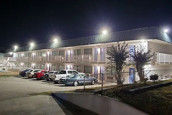 Photo 1 - AMERICAN INN