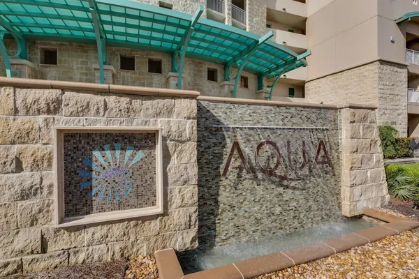 Photo 1 - Aqua Resort 711