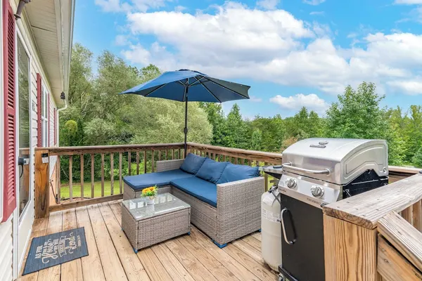 Photo 1 - King Bed Pet Friendly BBQ Grill Peaceful