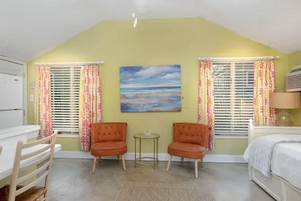 Photo 1 - Little Coastal Cottage - Cute 1 1