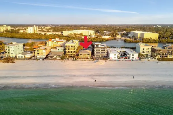 Photo 1 - Stones Throw Beachfront Luxury Suites