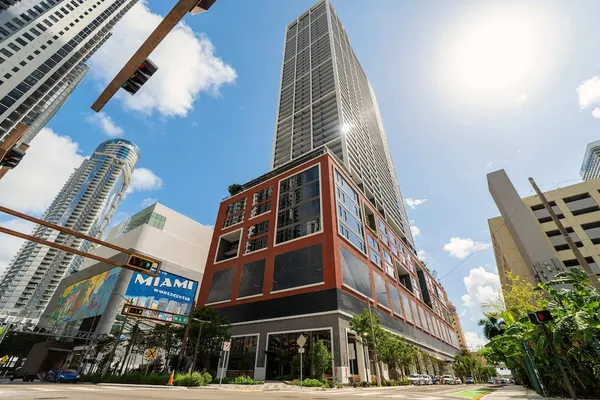 Photo 1 - Studio with City Views in Downtown Miami