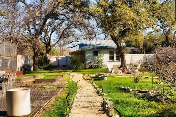 Photo 1 - Cozy Tiny Home on Eco Farm and Huge Yard