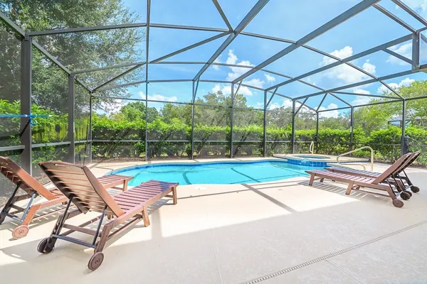 Photo 1 - Upstay - Solterra Home w Private Pool Hot Tub