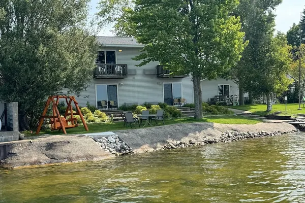 Photo 1 - Lake View Motel & Gift Shop