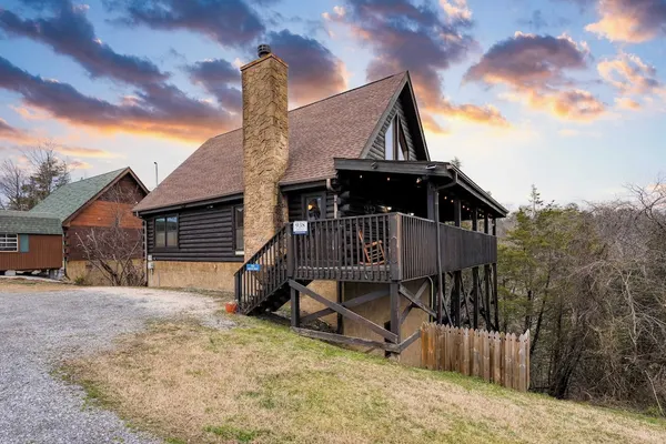 Photo 1 - Hot Tub + Game Loft Located in Douglas Lake Resort Mountains are Calling
