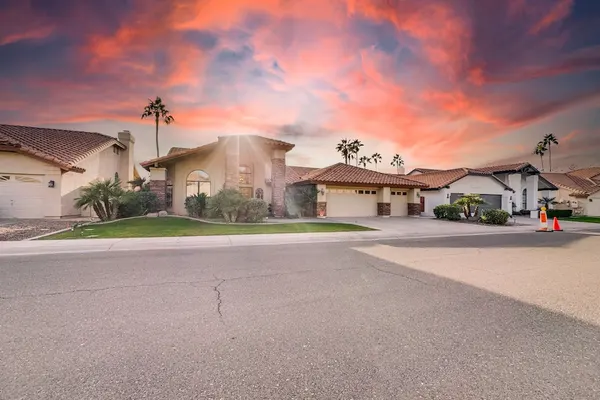 Photo 1 - Oleander Chandler/ocotillo