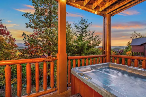 Photo 1 - 100 Guests Blackthorn: Sister Smokies Homes Luxury Mountain Retreat