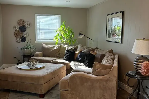 Photo 1 - Luxury Modern Stay - 2000 Sqft