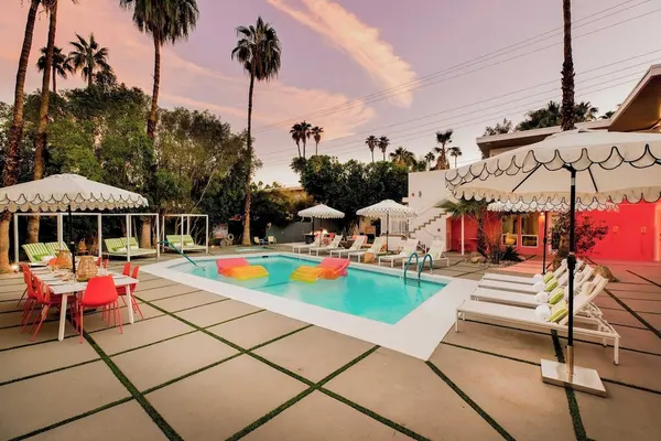 Photo 1 - 3 Private 1 Bedroom Units at The Wesley! Sleeps 12!