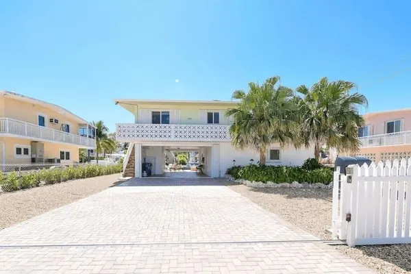 Photo 1 - Holly s Hideout in Islamorada