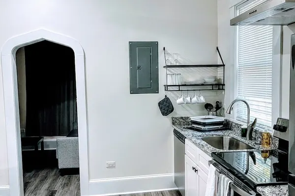 Photo 1 - Walk to Duke Campus 1 Bedroom in Trinity Park