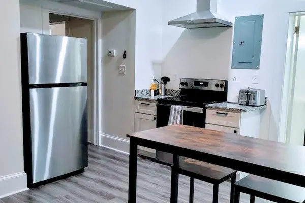 Photo 1 - Walk to Duke Campus 1 Bedroom in Trinity Park