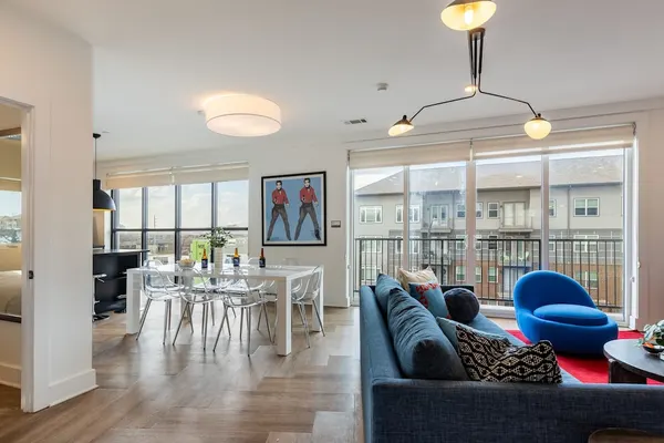 Photo 1 - Dual Bachelor Pads w Rooftop Lounge Games Sleeps 26 5 Min to Broadway