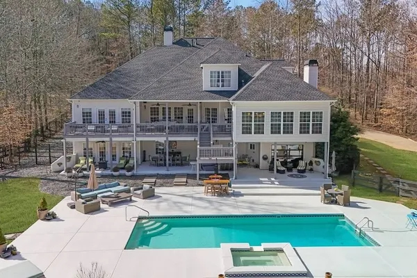 Photo 1 - Serene Farms Hot Tub Pool Sunroom on 7 Acres
