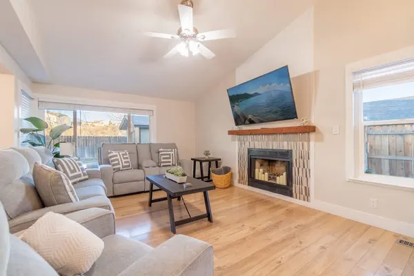 Photo 1 - Modern 3-bedroom Escape in Northwest Reno