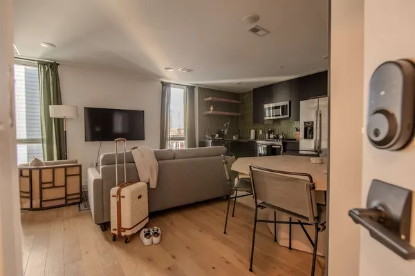 Photo 1 - Sosuite NEW 2BR Apt w W D Split Level