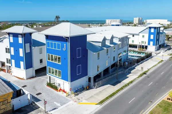 Photo 1 - The J Hotel Dunedin Clearwater, an Ascend Collection Hotel